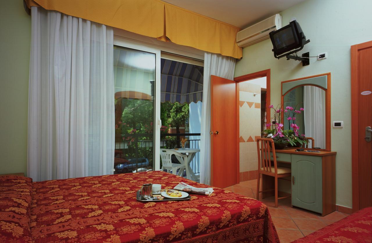 Mondial Hotell Cervia Eksteriør bilde