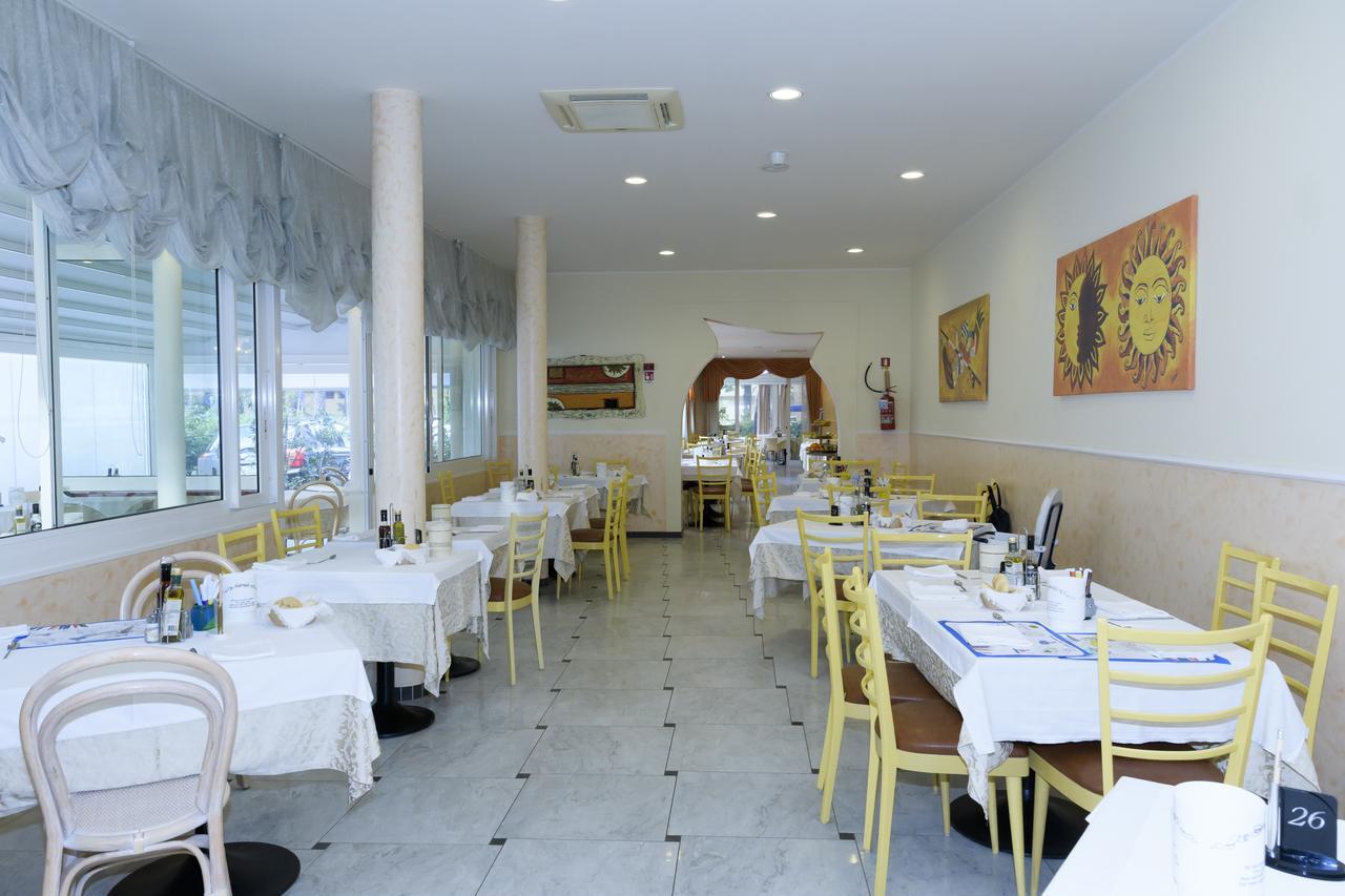 Mondial Hotell Cervia Eksteriør bilde
